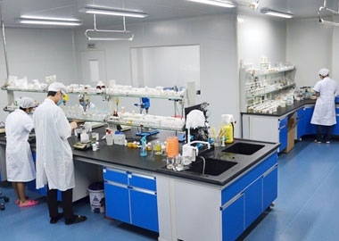 上?；瘖y品工廠 專業(yè)生產(chǎn)與制造的魅力與實(shí)力