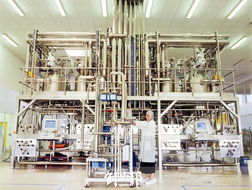 化妝品電商業(yè)100代工生產(chǎn)圖 揭秘化妝品生產(chǎn)與制造產(chǎn)業(yè)鏈